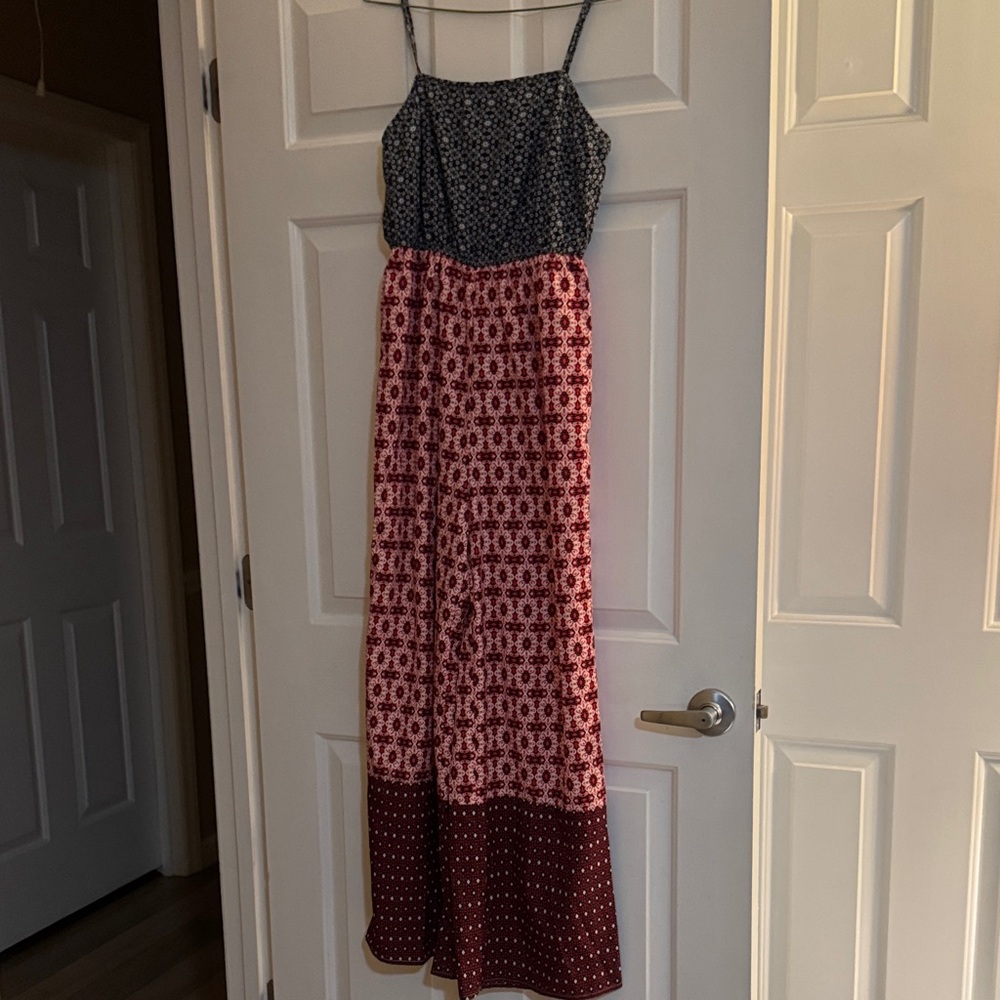Cupshe brand    Women's Red and Black Patterned Jumpsuit with spaghetti straps.